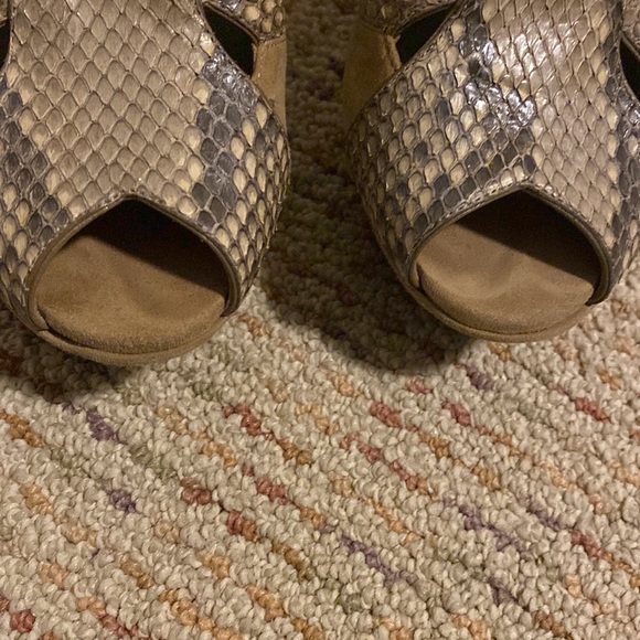 YSL Snakeskin and Suede booties size 40 - Picture 10 of 15